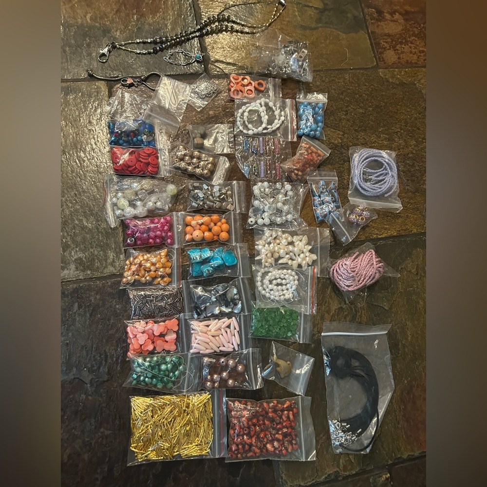 Assorted Bead,  Jewelry Making, craft. Supplies - Picture 2 of 3